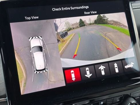 Used 2023 Jeep Grand Cherokee L Overland w/ Advanced Protech Group III image 9