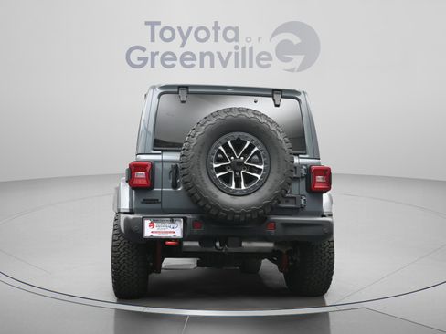 Used 2025 Jeep Wrangler Unlimited Rubicon AWD/4WD image 10