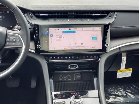 New 2026 Jeep Grand Cherokee Limited Reserve image 23