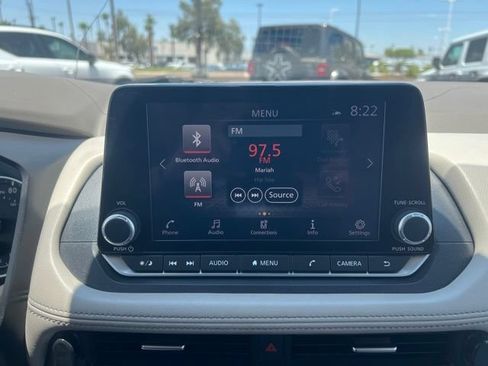 Used 2023 Nissan Rogue SV FWD image 14