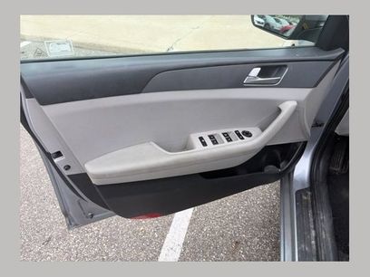 Used 2017 Hyundai Sonata SE w/ Cargo Package