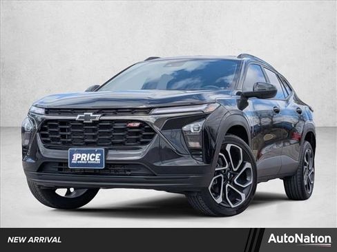 Used 2024 Chevrolet Trax RS w/ Driver Confidence Package image 1