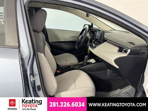 Used 2022 Toyota Corolla LE FWD image 20