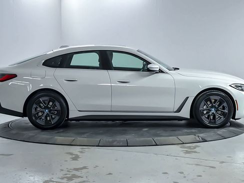Used 2023 BMW i4 eDrive35 w/ Premium Package RWD image 8