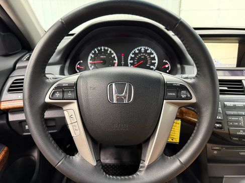 Used 2011 Honda Accord EX-L image 19