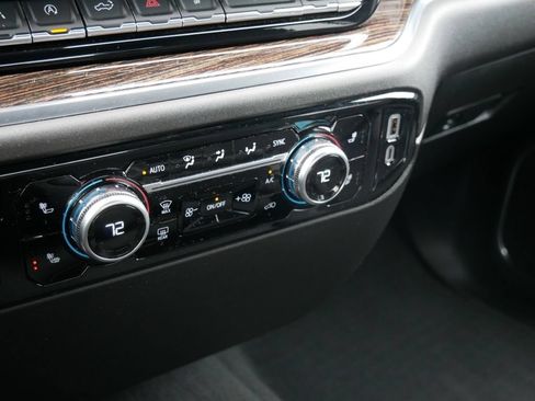 Used 2024 GMC Sierra 1500 Elevation AWD/4WD image 25