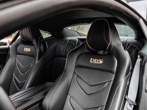 Used 2019 Aston Martin DBS Superleggera RWD image 13