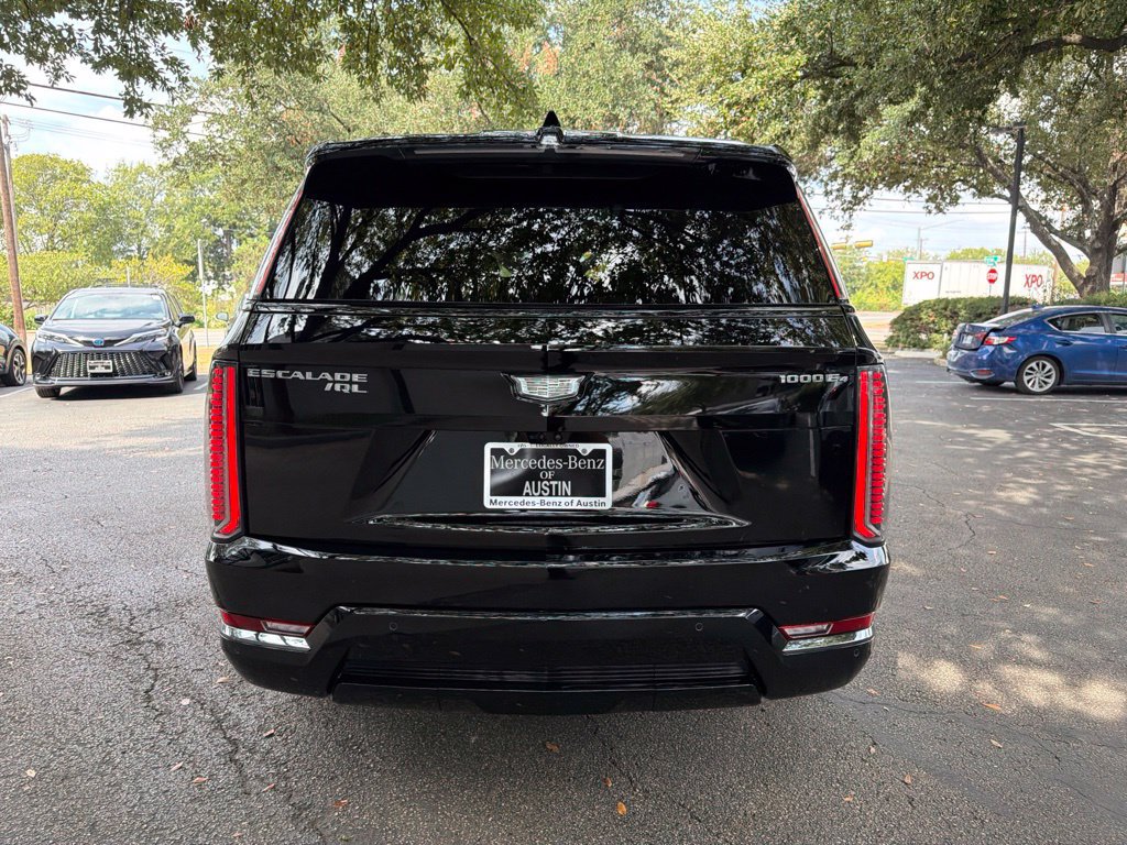 Used 2026 Cadillac Escalade IQL Sport 1 AWD/4WD image 6
