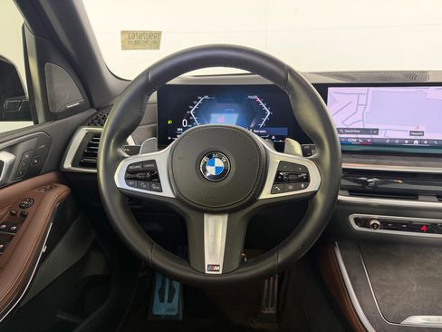 Used 2024 BMW X5 sDrive40i w/ M Sport Package RWD image 15