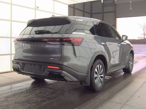 Certified 2025 INFINITI QX60 Pure image 11