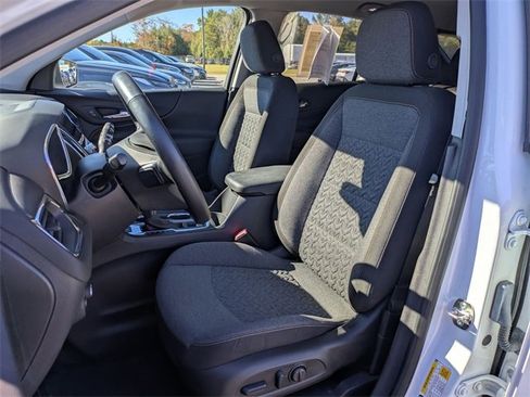 Used 2024 Chevrolet Equinox LT image 12