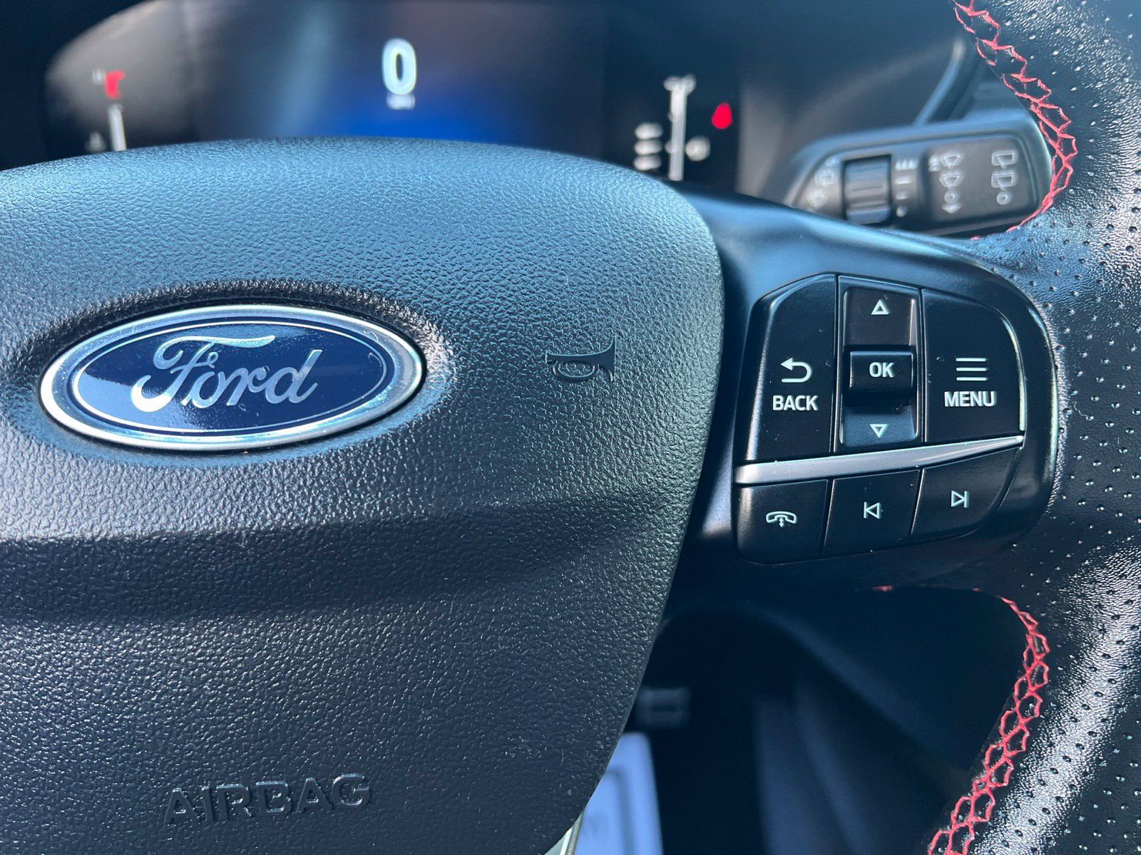 Used 2024 Ford Escape ST-Line w/ Tech Pack #1 AWD/4WD image 22
