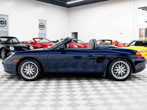 Used 2001 Porsche Boxster RWD image 11