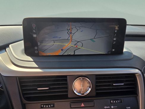 Certified 2022 Lexus RX 350L FWD w/ Premium Package image 18