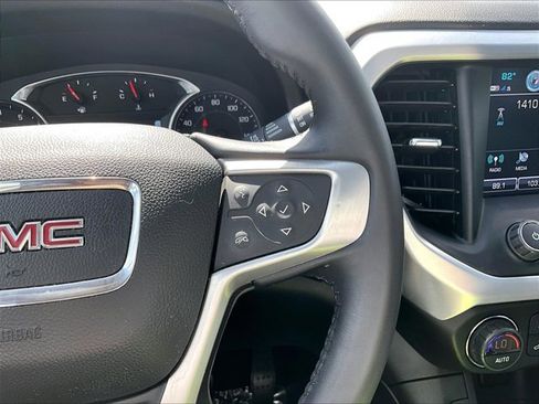 Used 2019 GMC Acadia SLT w/ Black Edition FWD image 19