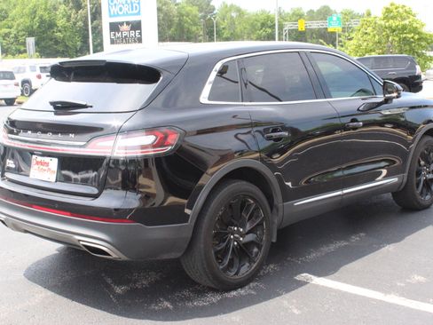 Used 2021 Lincoln Nautilus Reserve w/ Cargo Utility Package AWD/4WD image 6