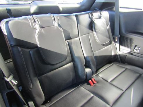 Used 2023 Ford Explorer XLT w/ Equipment Group 202A image 11