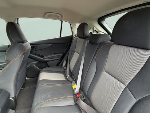 Used 2019 Subaru Crosstrek 2.0i Premium AWD/4WD image 26