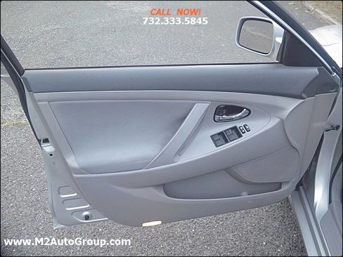 Used 2009 Toyota Camry LE image 18