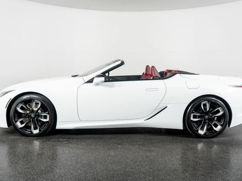 Used 2024 Lexus LC 500 Convertible image 15