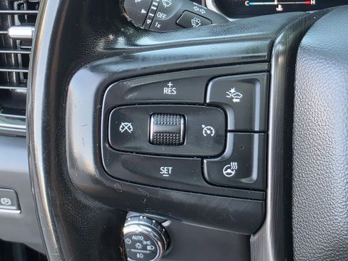Used 2024 GMC Sierra 3500 AT4 w/ Technology Package AWD/4WD image 16