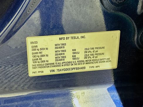 Used 2023 Tesla Model Y Long Range image 12