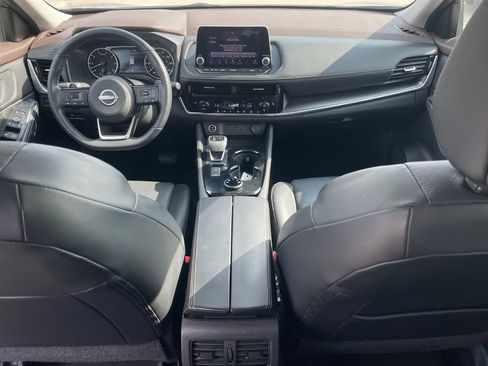 Certified 2023 Nissan Rogue SV w/ SV Premium Package AWD/4WD image 9
