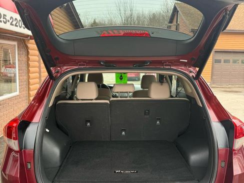 Used 2016 Hyundai Tucson Sport image 11