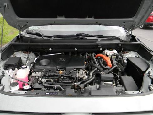 Used 2020 Toyota RAV4 XLE w/ Convenience Package AWD/4WD image 7