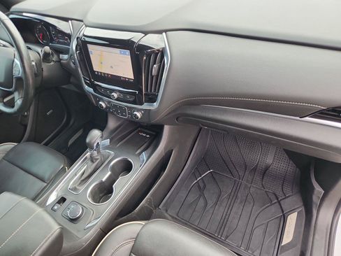Certified 2022 Chevrolet Traverse Premier w/ Redline Edition AWD/4WD image 30