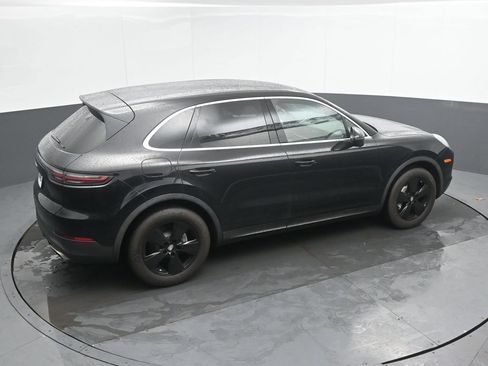 Used 2022 Porsche Cayenne Platinum Edition AWD/4WD image 33