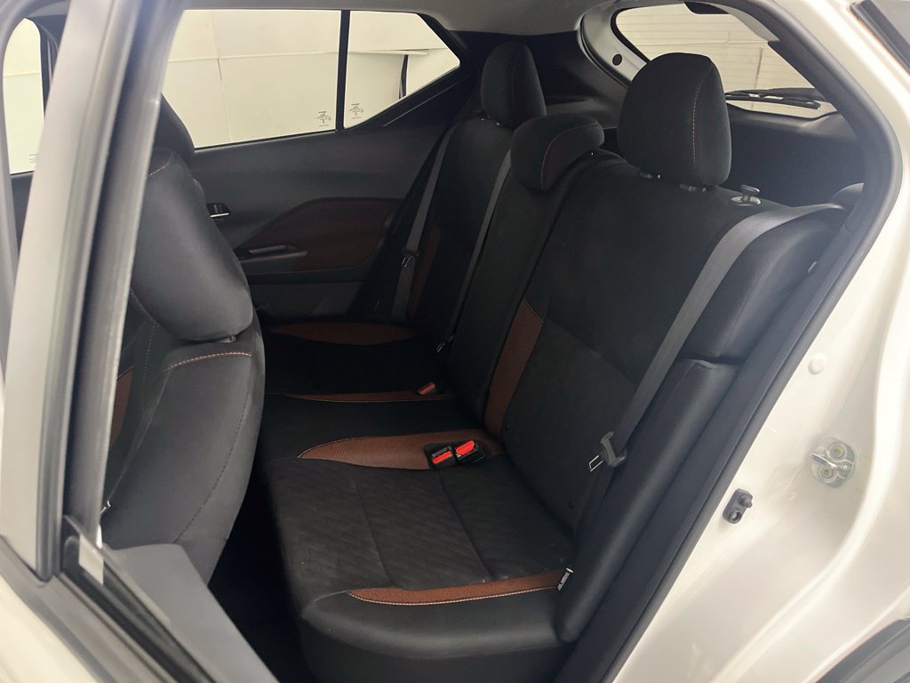 Used 2024 Nissan Kicks SR FWD image 19