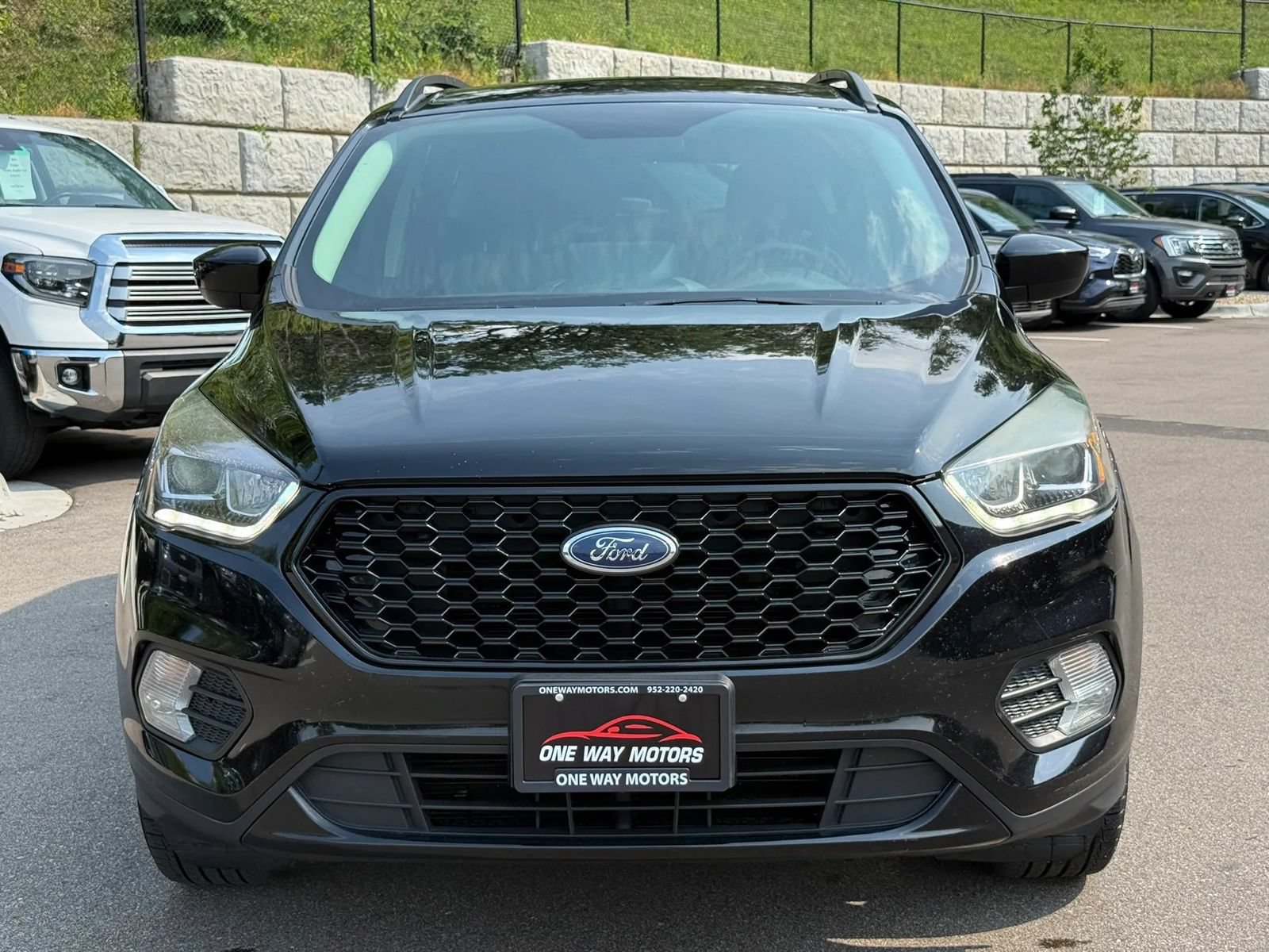 Used 2018 Ford Escape SE w/ SE Sport Appearance Package AWD/4WD image 8