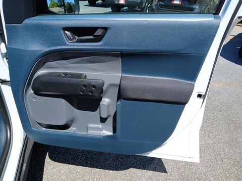 Used 2022 Ford Maverick XL image 16