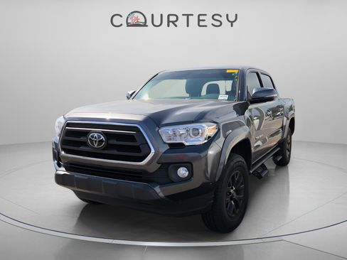 Used 2022 Toyota Tacoma SR5 image 1