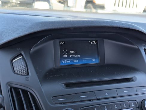 Used 2016 Ford Focus SE image 22