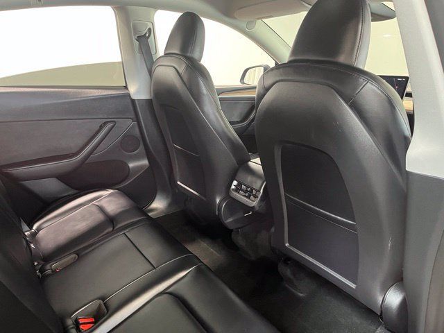 Used 2023 Tesla Model Y Long Range AWD/4WD image 15