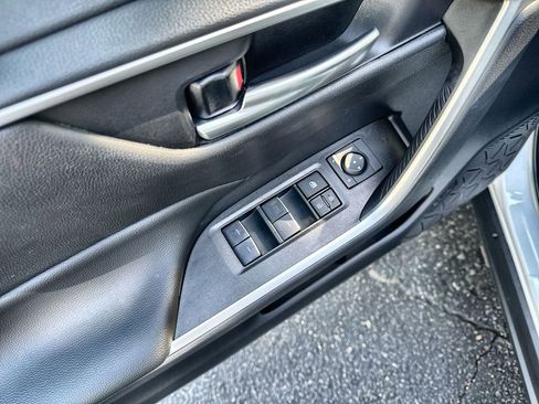 Used 2025 Toyota RAV4 XLE image 22