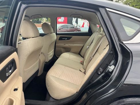Used 2016 Nissan Altima 2.5 S w/ Power Driver Seat Package image 12