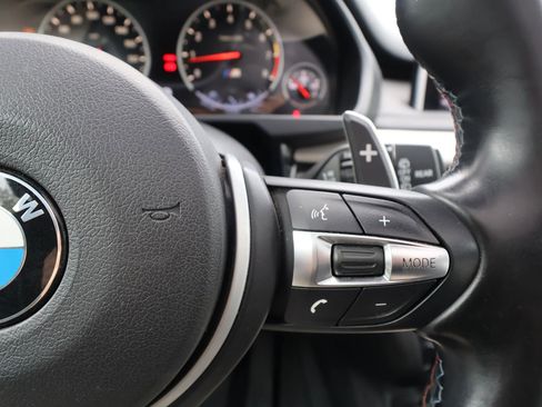 Used 2017 BMW X5 M image 17