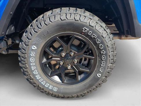 New 2025 Jeep Gladiator Willys image 10