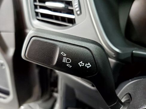 Used 2024 Ford Escape Active image 29