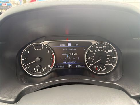 Used 2024 Nissan Altima 2.5 SV w/ SV Premium Package image 15