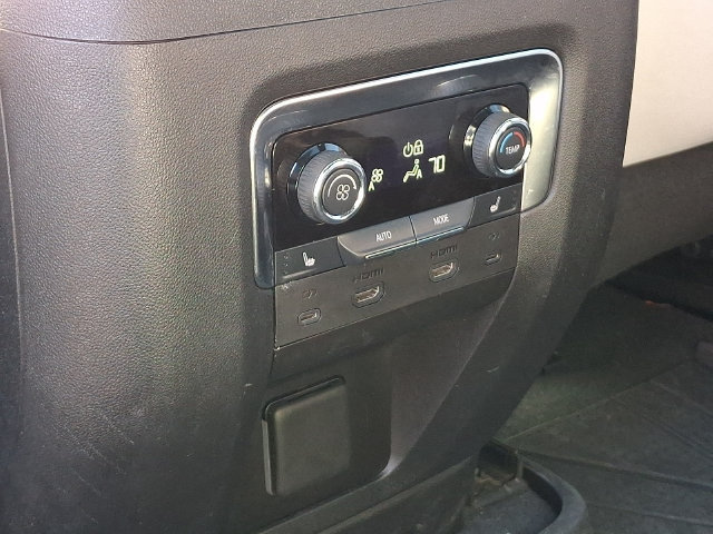 Used 2025 Chevrolet Tahoe Premier AWD/4WD image 19