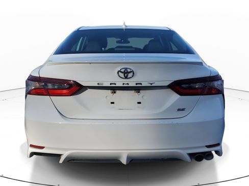 Used 2023 Toyota Camry SE image 8