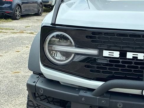 Used 2024 Ford Bronco Wildtrak AWD/4WD image 9
