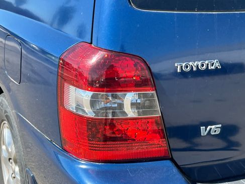 Used 2004 Toyota Highlander 2WD V6 image 20