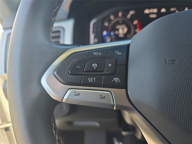 Used 2023 Volkswagen Atlas Cross Sport SEL AWD/4WD image 25