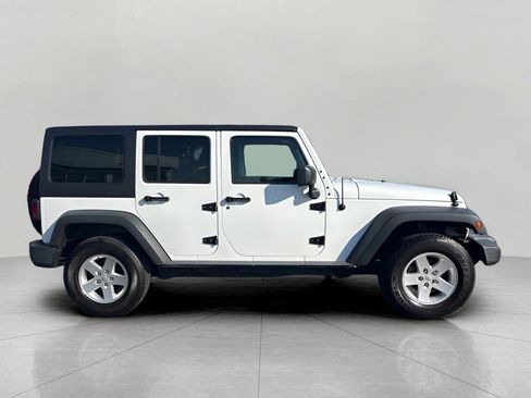 Used 2018 Jeep Wrangler Unlimited Sport S AWD/4WD image 2