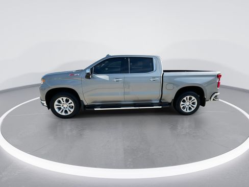 Used 2024 Chevrolet Silverado 1500 LTZ AWD/4WD image 5